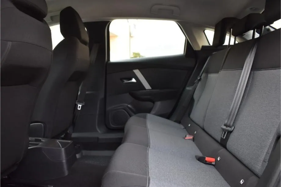 citroen c4 1.5 bluehdi live -kamera,dab,lane assist -novi model - slika 14