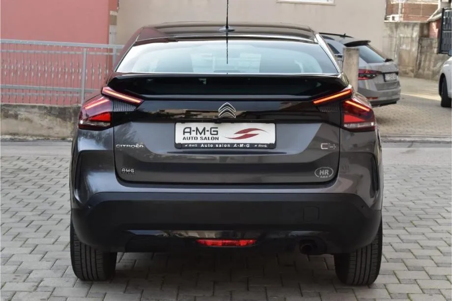 citroen c4 1.5 bluehdi live -kamera,dab,lane assist -novi model - slika 6