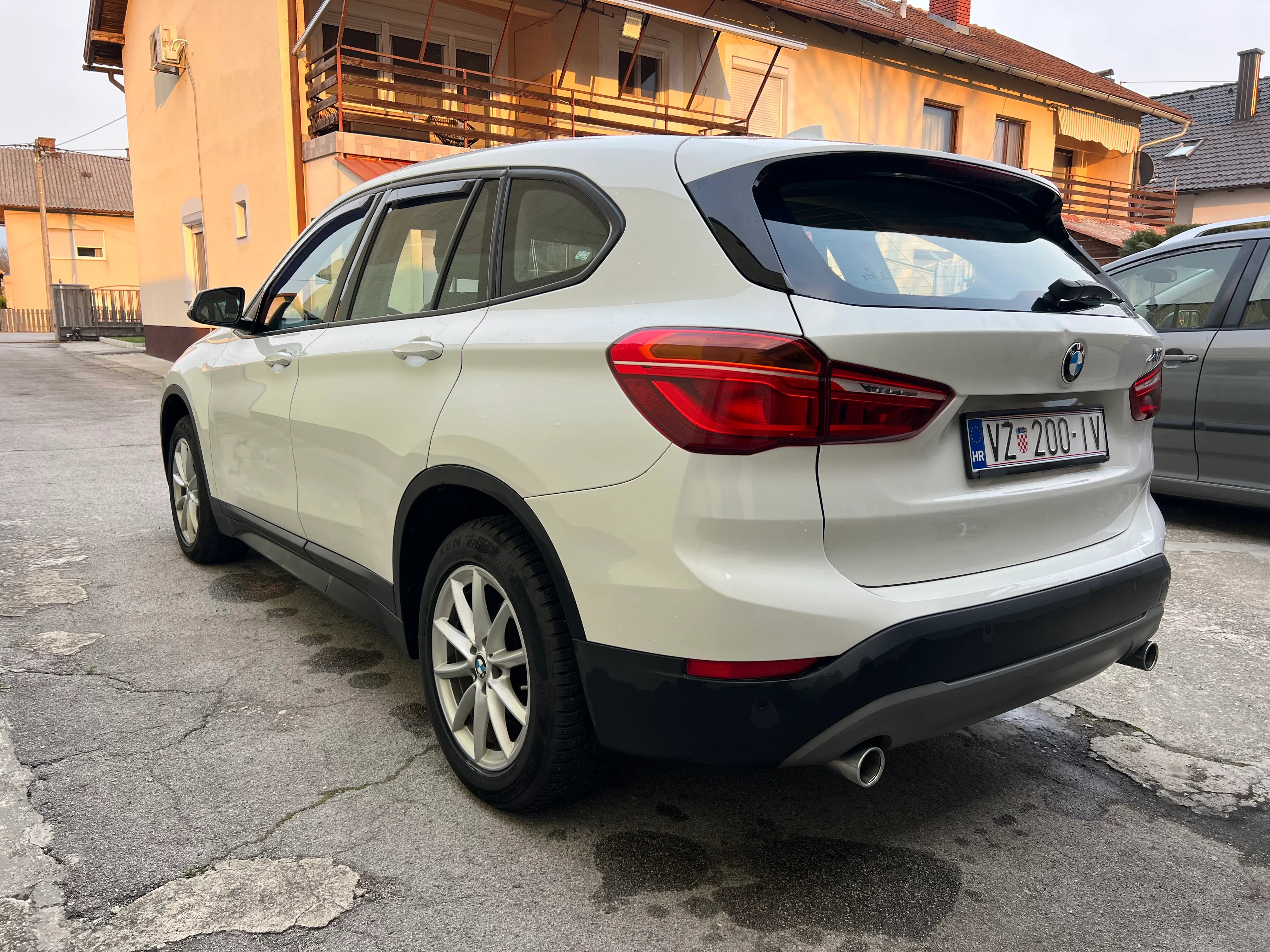 bmw x1 1.8 - slika 4