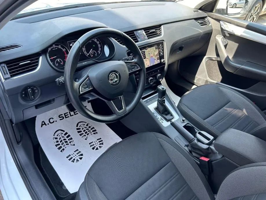 škoda octavia sw dsg - 2019 - navi - led - servis - reg 1 god !!! - slika 8