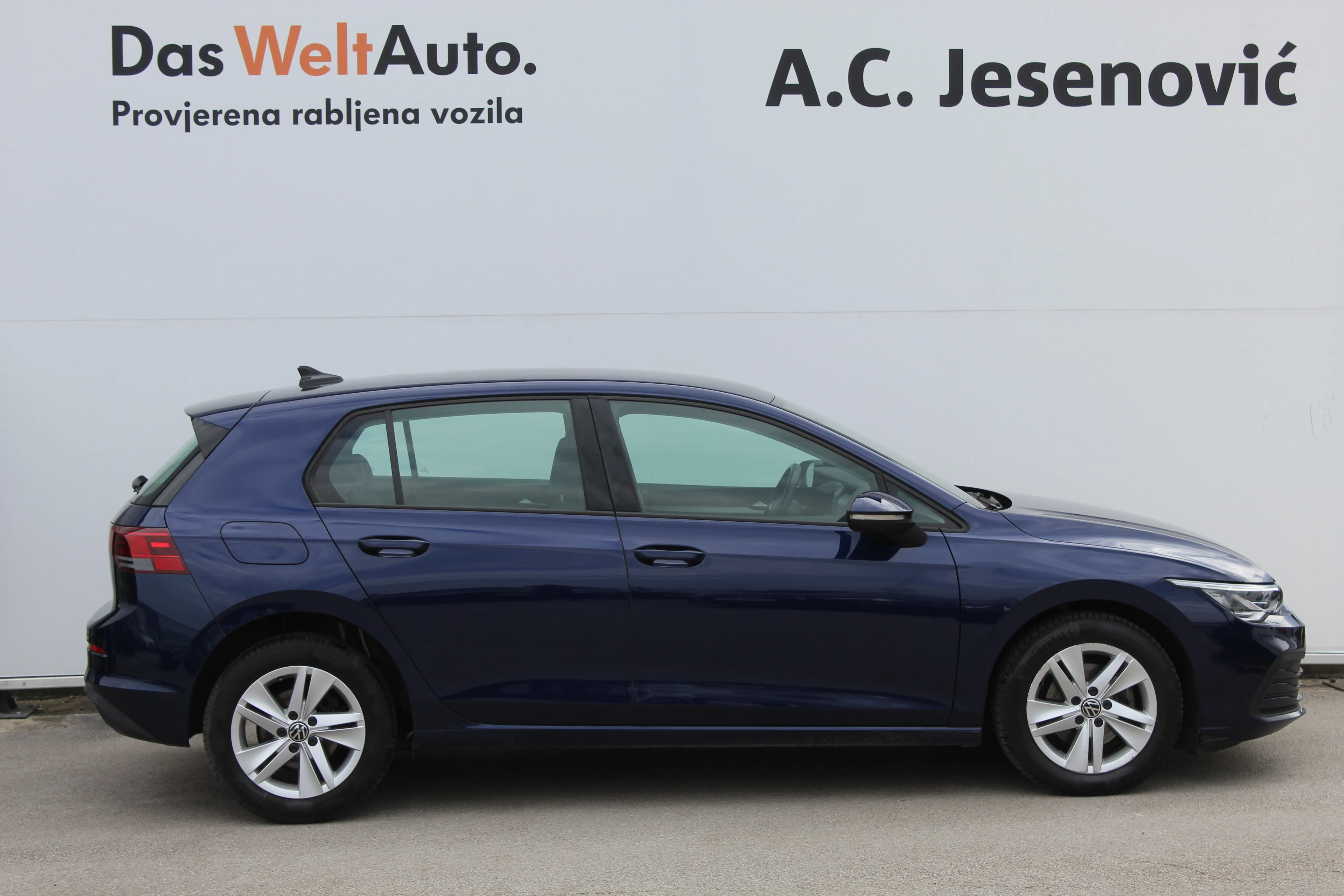 13129 volkswagen golf 1.0 tsi life - slika 4