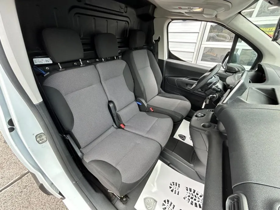 peugeot partner 1.5 hdi - n1 - automatik - 2020 - kamera - navi !!! - slika 13