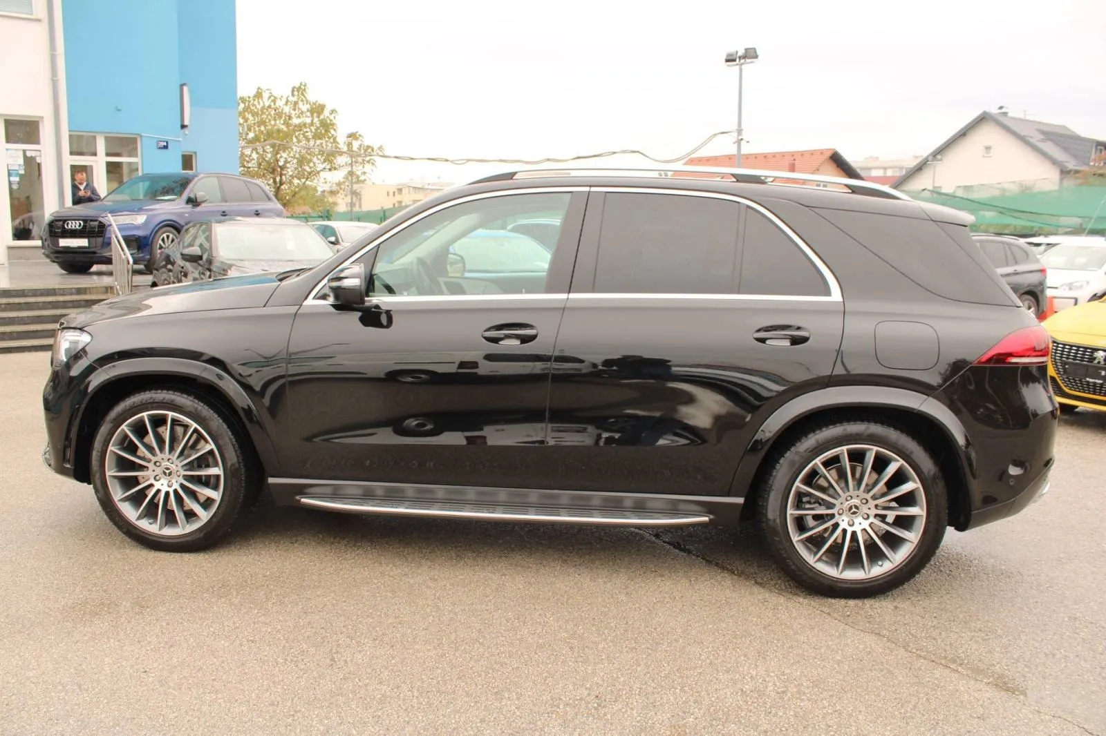 mercedes-benz gle 350de 4matic amg *panorama, led, kamera* - slika 8