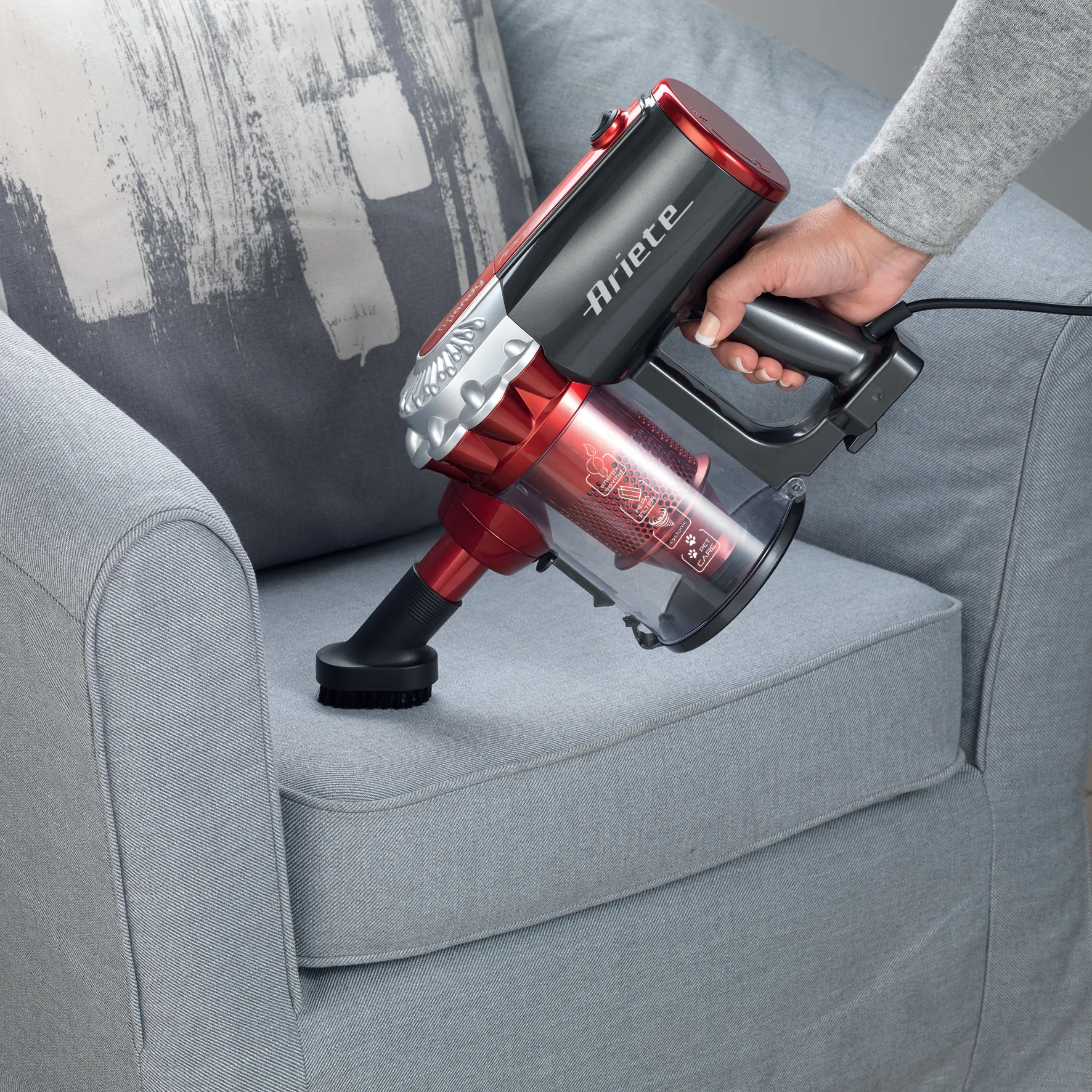 usisavač ariete mod 2761 - štapni - slika 3