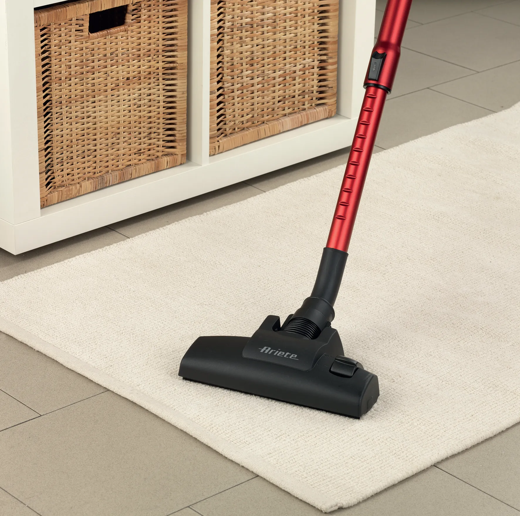 usisavač ariete mod 2761 - štapni - slika 6
