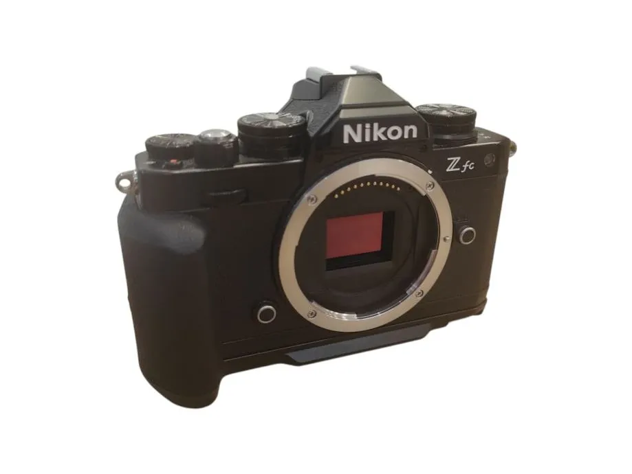 fotoaparat nikon z fc + objektiv nikon z 24mm f/1.7 dx / r1, rate! - slika 5
