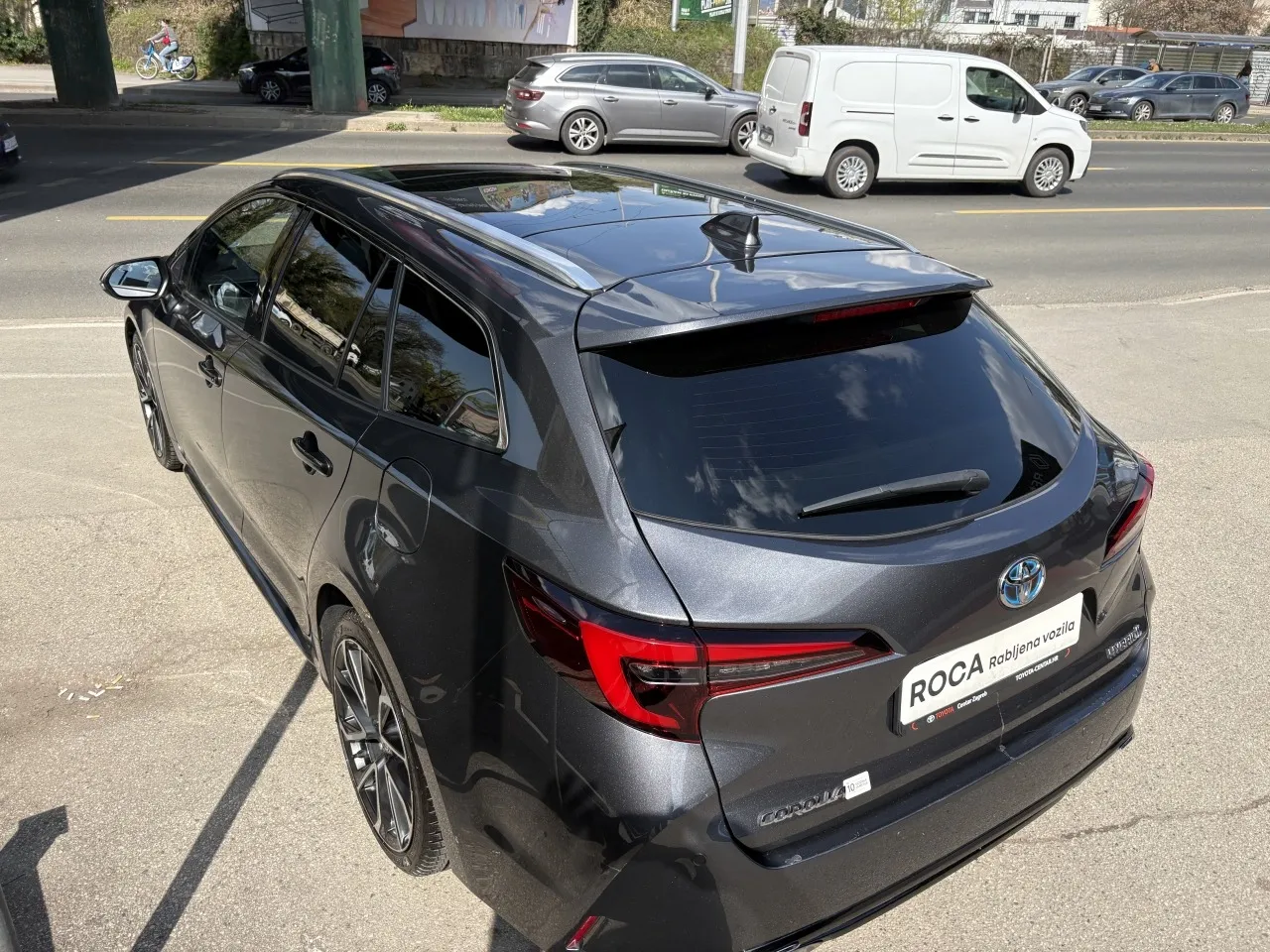 toyota corolla ts hybrid 1,8 vvt-i executive aut. - slika 9