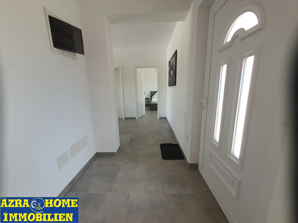 prodaja kuće sa bazenom, vodnjan, 180 m2 s terasama, bazen 30m2 - slika 18