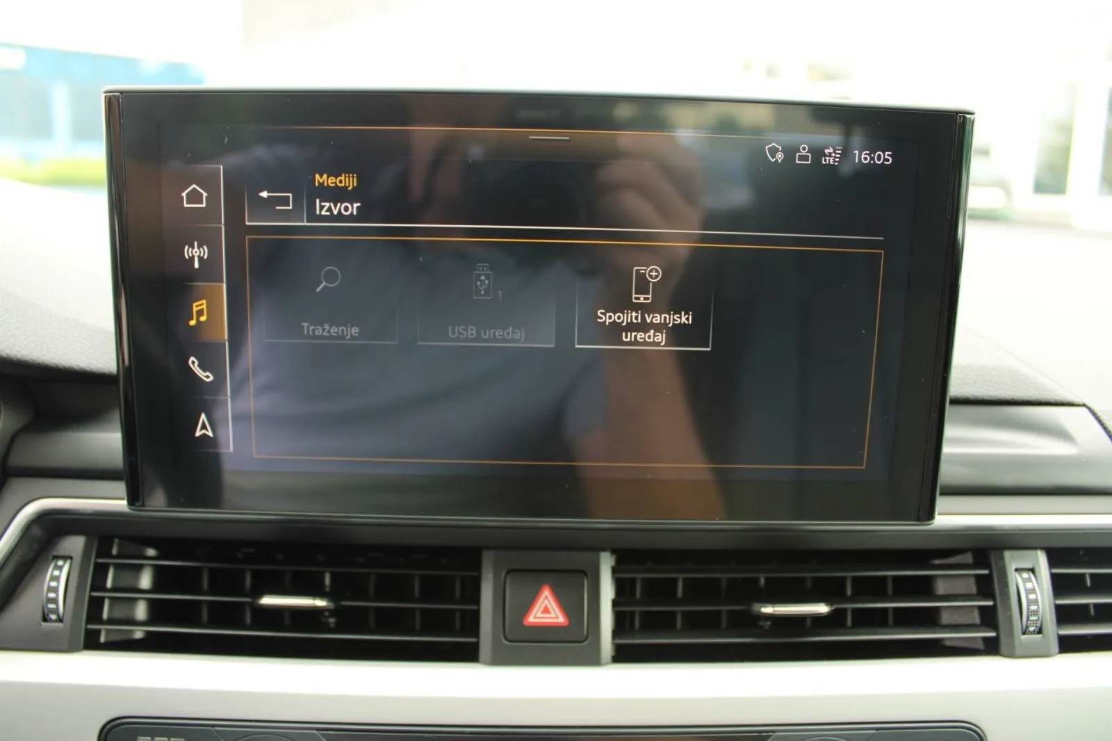 audi a4 40 tdi automatik *virtual, led, navigacija* - slika 22