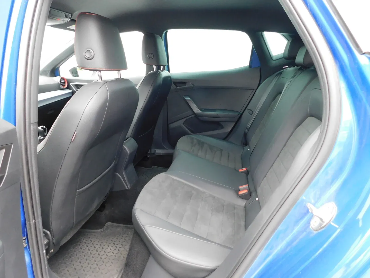 10873 seat ibiza 1.0 tsi fr - slika 10