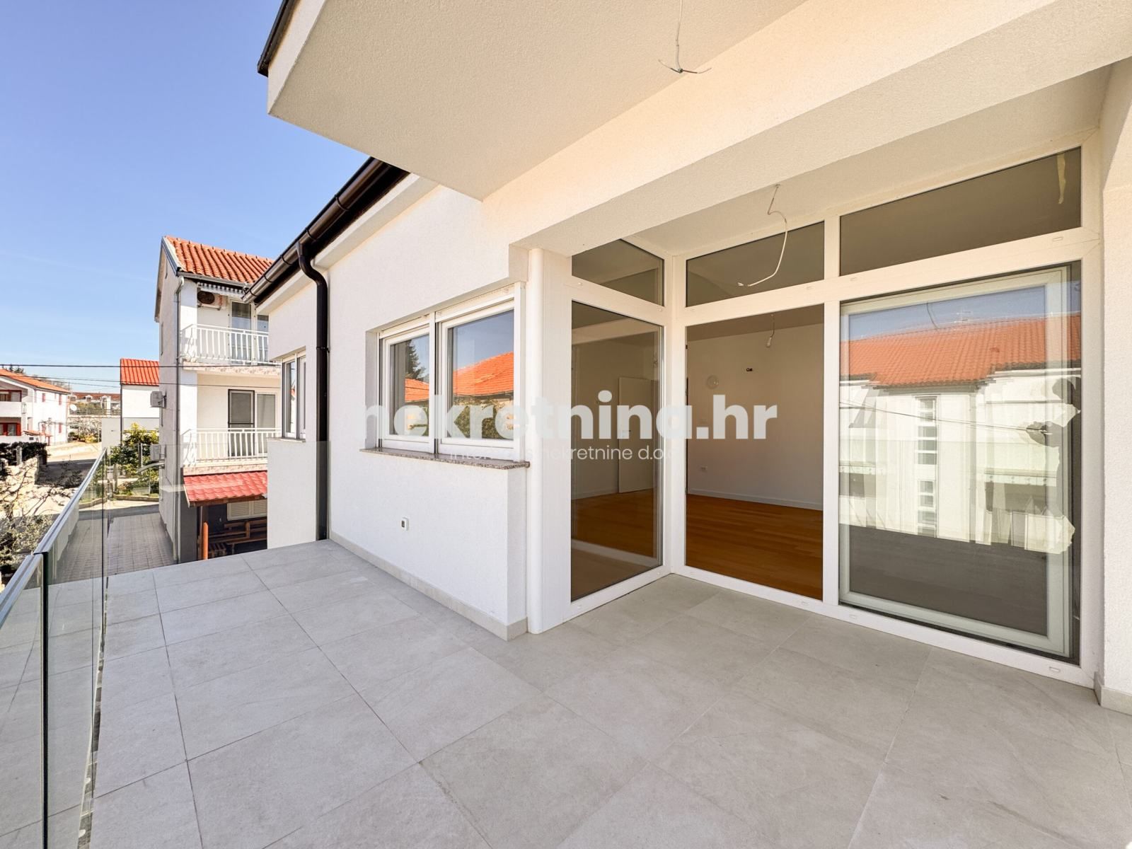 prodaja - kuća - 3 stana - biograd na moru - blizina centra - 239m2 - slika 13