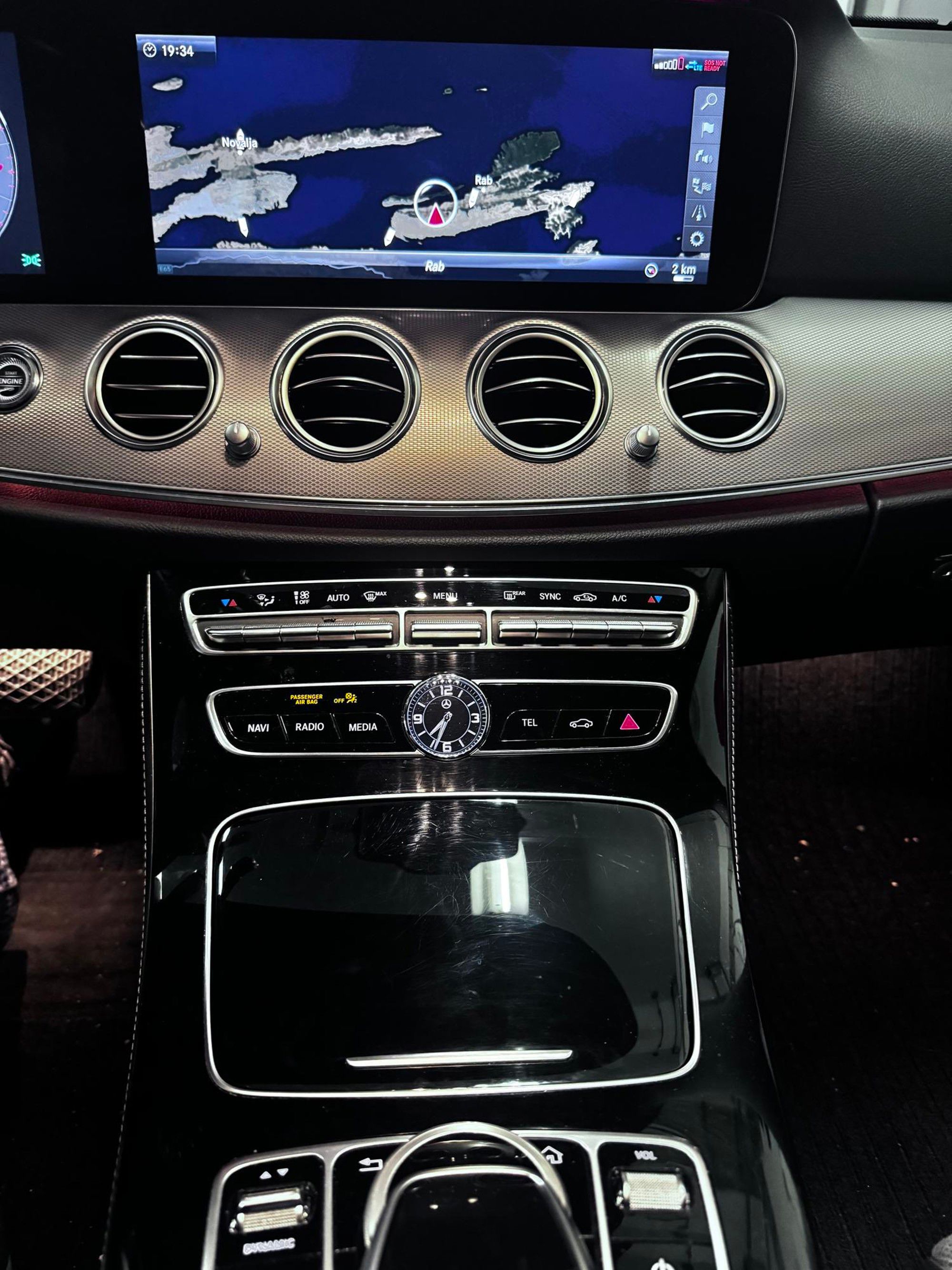 mercedes e250 garancija mb100,memory,360kamera,kuka,led,radari,burmst - slika 8