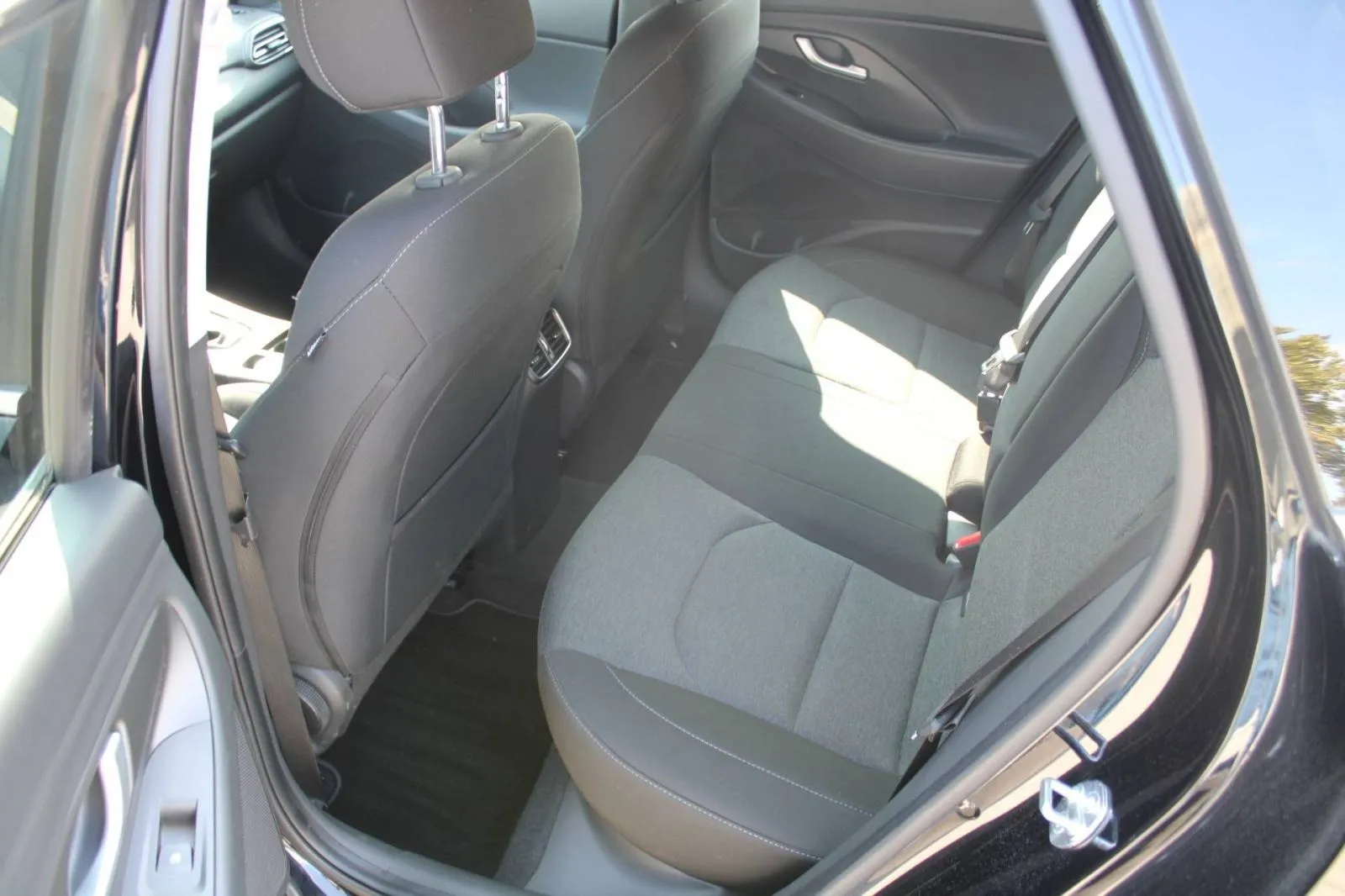 hyundai i30 karavan 1.0 t-gdi automatik *navigacija,kamera* - slika 21