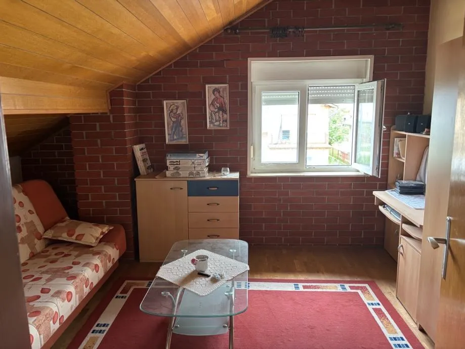 kuća: višnjevac, samostojeća visoka prizemnica, 220.00 m2 - slika 14