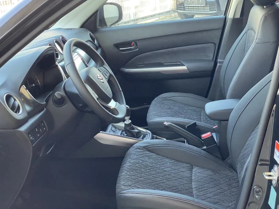 suzuki vitara 1.4 hybrid glx elegance 2wd - facelift model!!! - slika 15