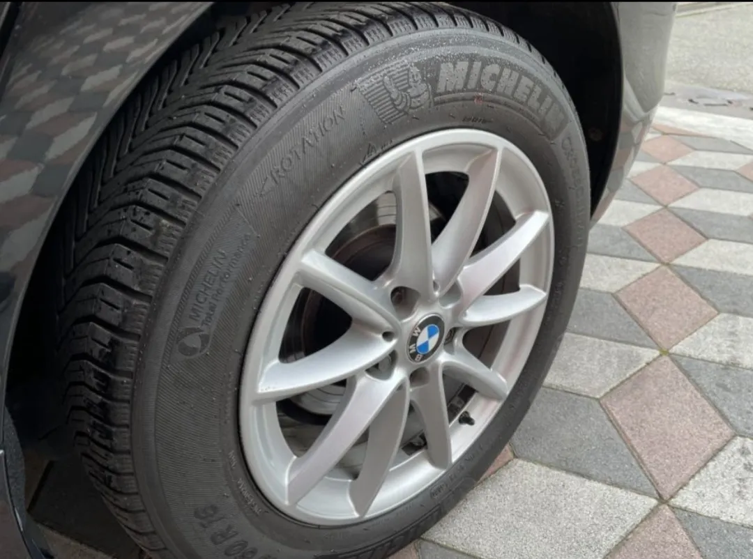 bmw 2 a.tourer 216d koža navi top stanje - slika 9