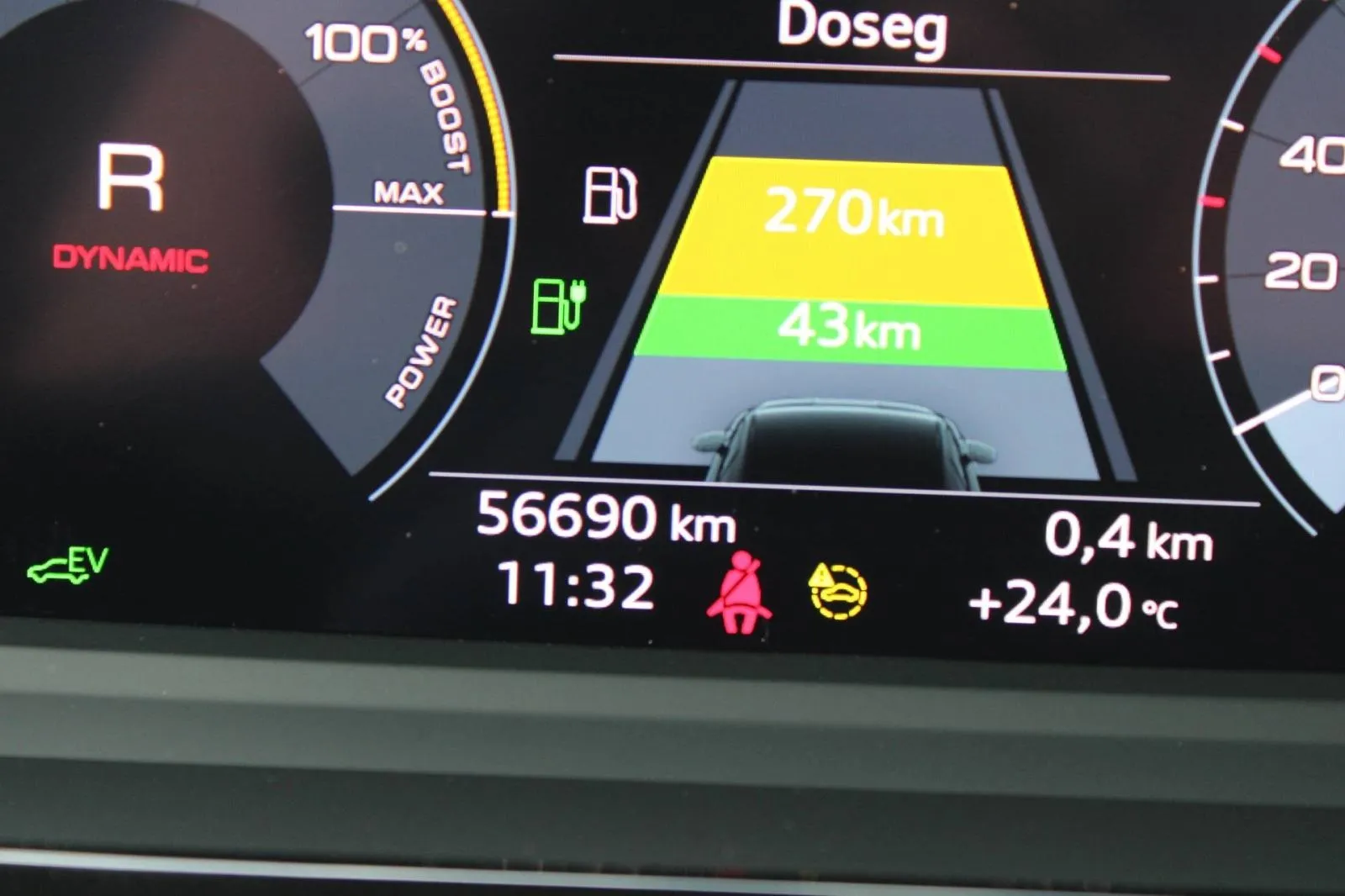 audi a3 45 tfsi e s-tronic s-line *virtual, led, navigacija* - slika 24