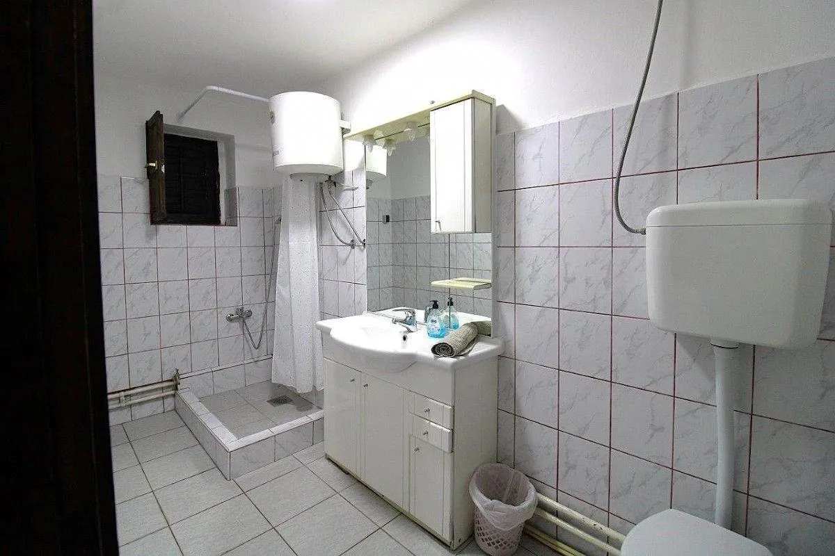 poreč- prilika -dva stana u jednom (prodaja) - slika 8
