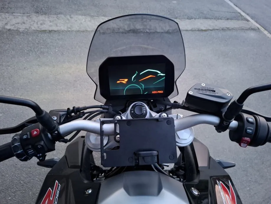 bmw f 900 r , reg.02/2027, 22500 km, 2021 god. - slika 10