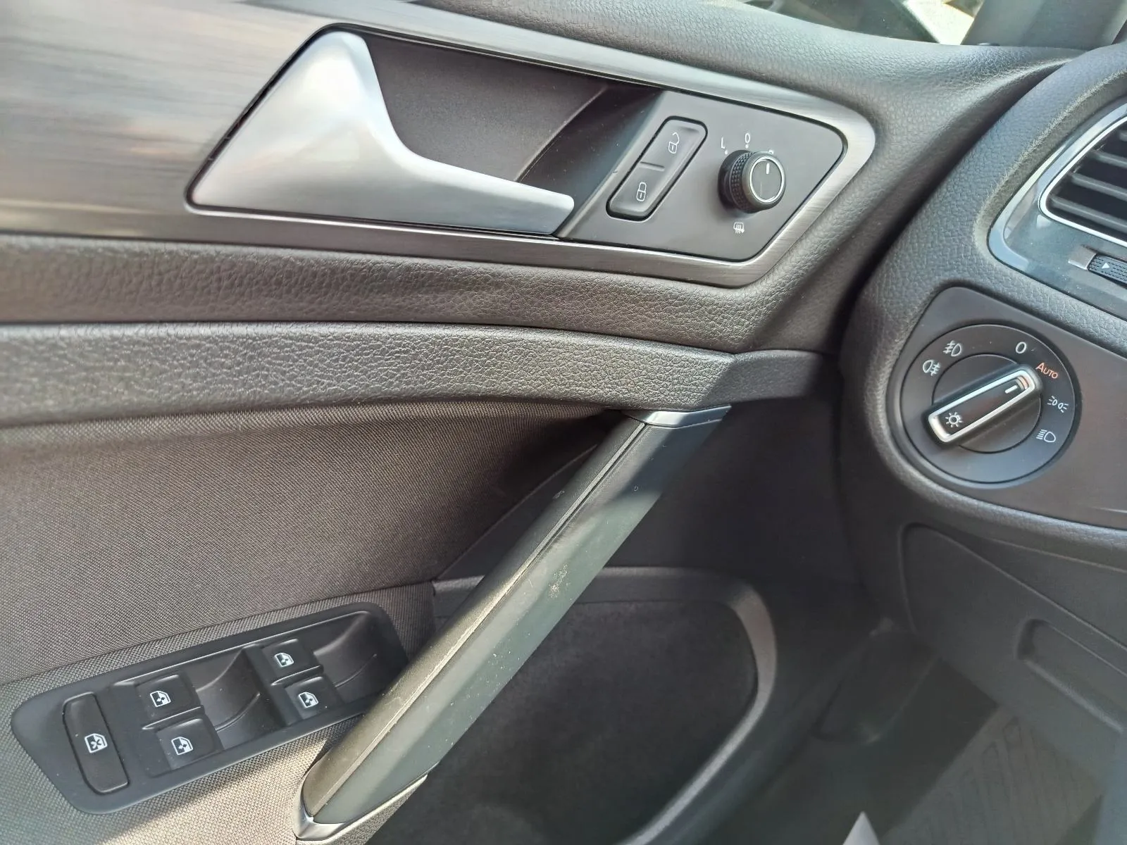 vw golf 7 variant 1,6 tdi.jamstvo.leasing. - slika 12