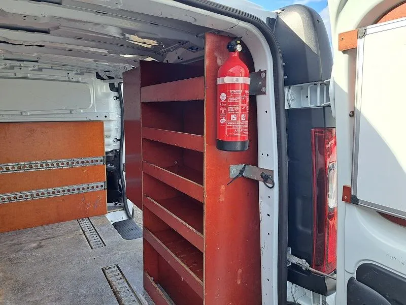 renault trafic 1.6 dci*klima*tempomat*navigacija*police* - slika 9