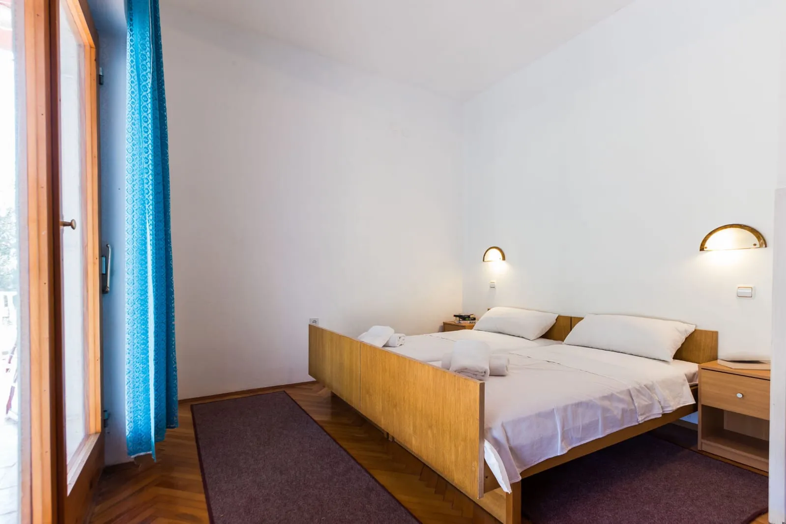 app 4+1 od 49 eura u prizemlju sa velikom terasom ,od plaže 100 metara - slika 18