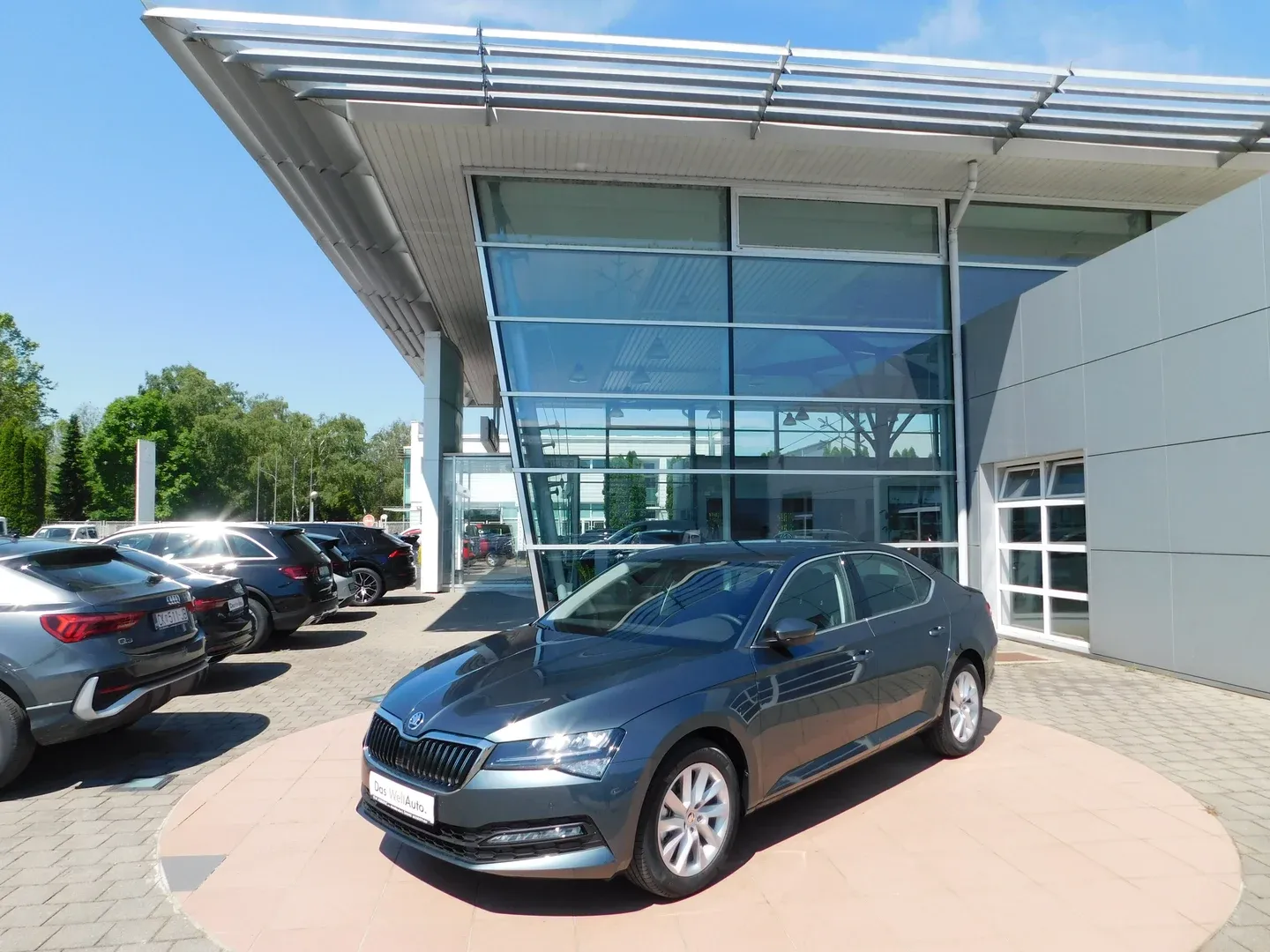 07400 škoda superb business 2.0 tdi dsg - slika 2