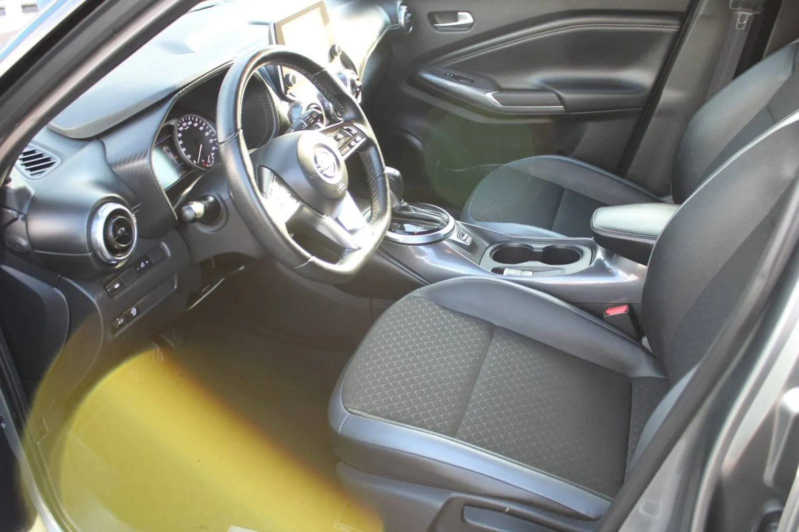nissan juke 1.0 dig-t automatik n-connecta *kamera* - slika 10