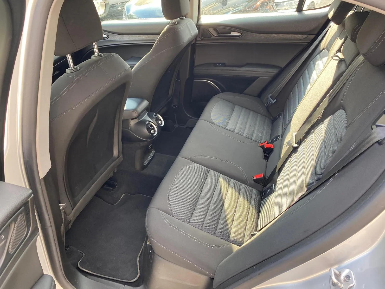 alfa romeo stelvio 2,2 190 q4 business 4xgarancije - slika 27