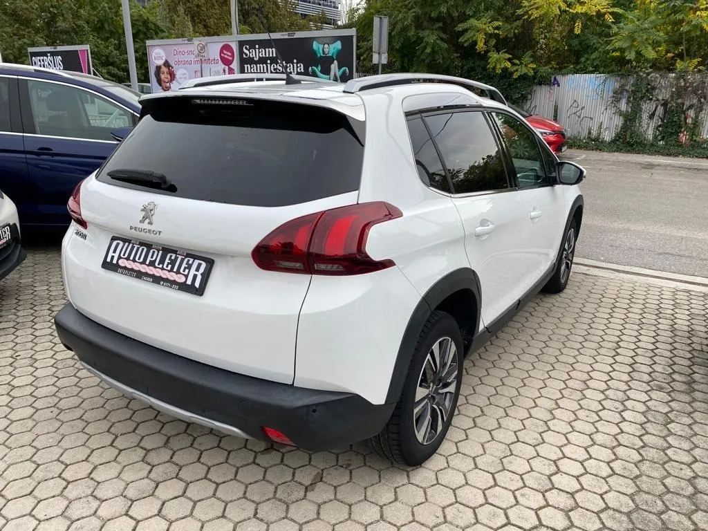 peugeot 2008 1,2 puretech, navi, tempomat, 4x garancija! - slika 7