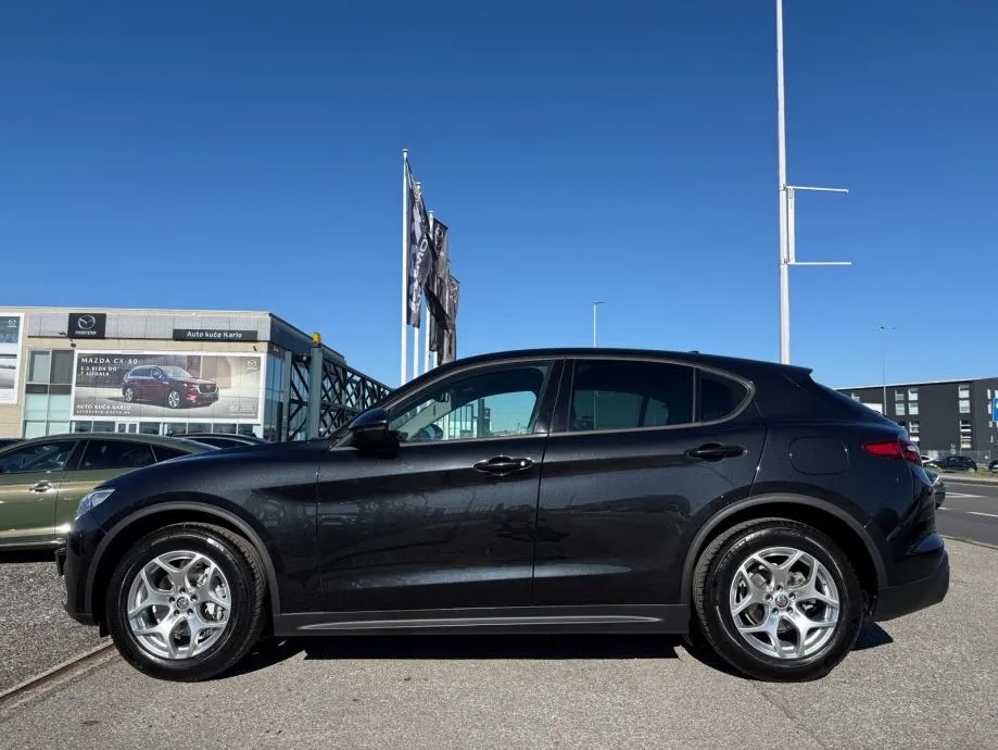 alfa stelvio 2.2d automatik q4 °navigacija°koža°kamera°leasing 0% učeš - slika 4