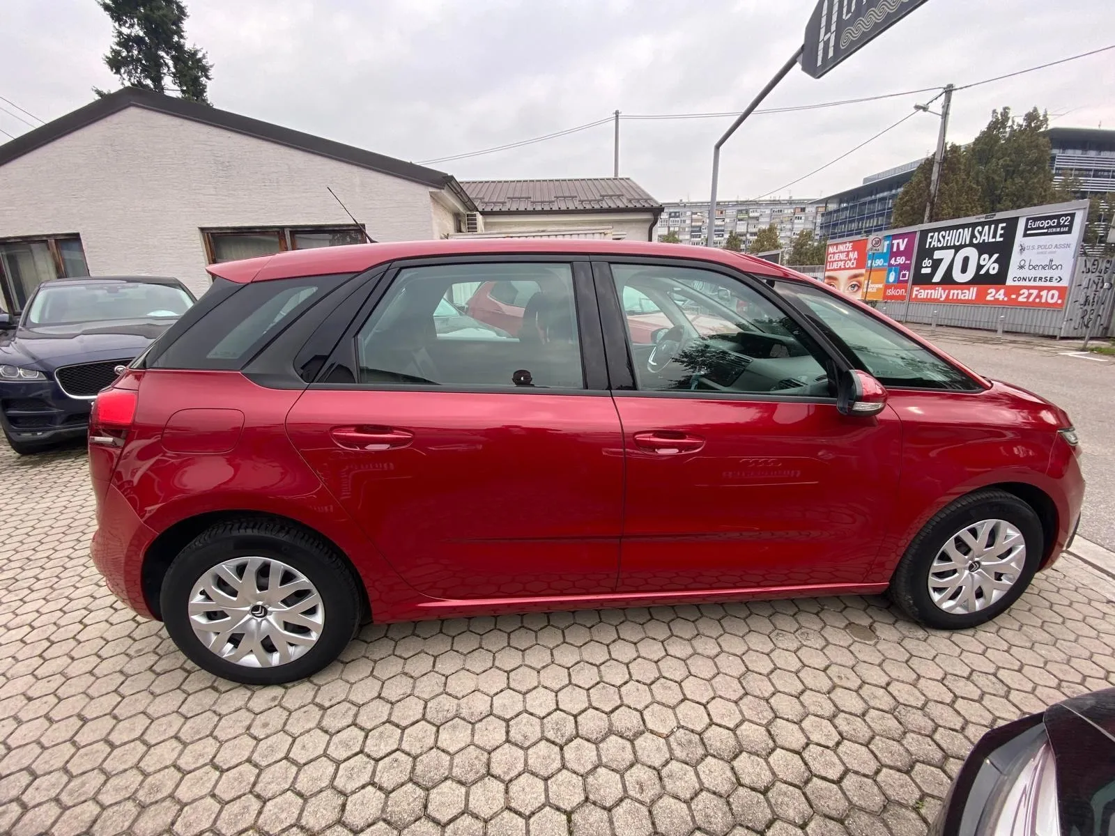 citroën c4 picasso 1.5 bluehdi, tempomat, klima, 4x garancija!!! - slika 8