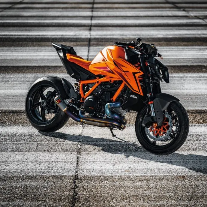 ktm 1390 super duke r evo, novo, 2024 god. - slika 6