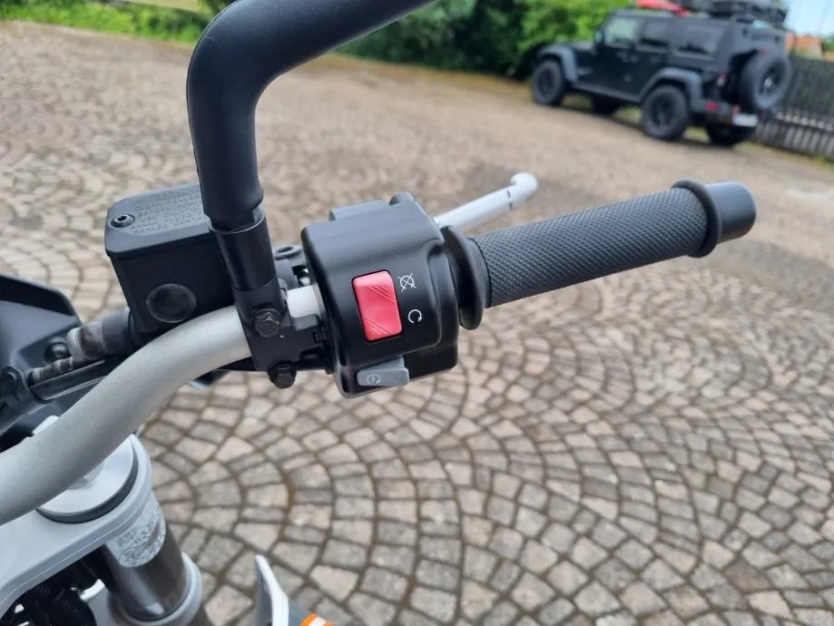 ktm duke 690 abs, a2 kategorija, 2014 god. - slika 17