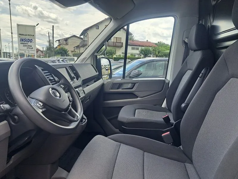 volkswagen crafter 2.0 tdi*140ks*klima*navigacija*park.pilot* - slika 12