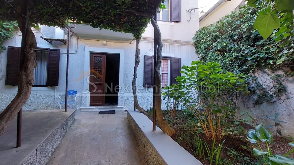 mali lošinj - dvije kuće, 355 m2 prodaja - slika 5
