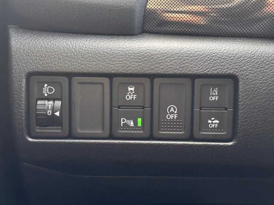 suzuki vitara 1.4 hybrid glx elegance 2wd - slika 12