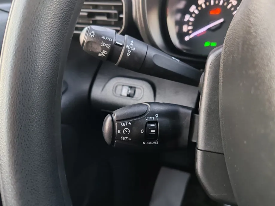 citroen berlingo, 2019 god, 260000km kartice 24/36 rata, 2019 god. - slika 17
