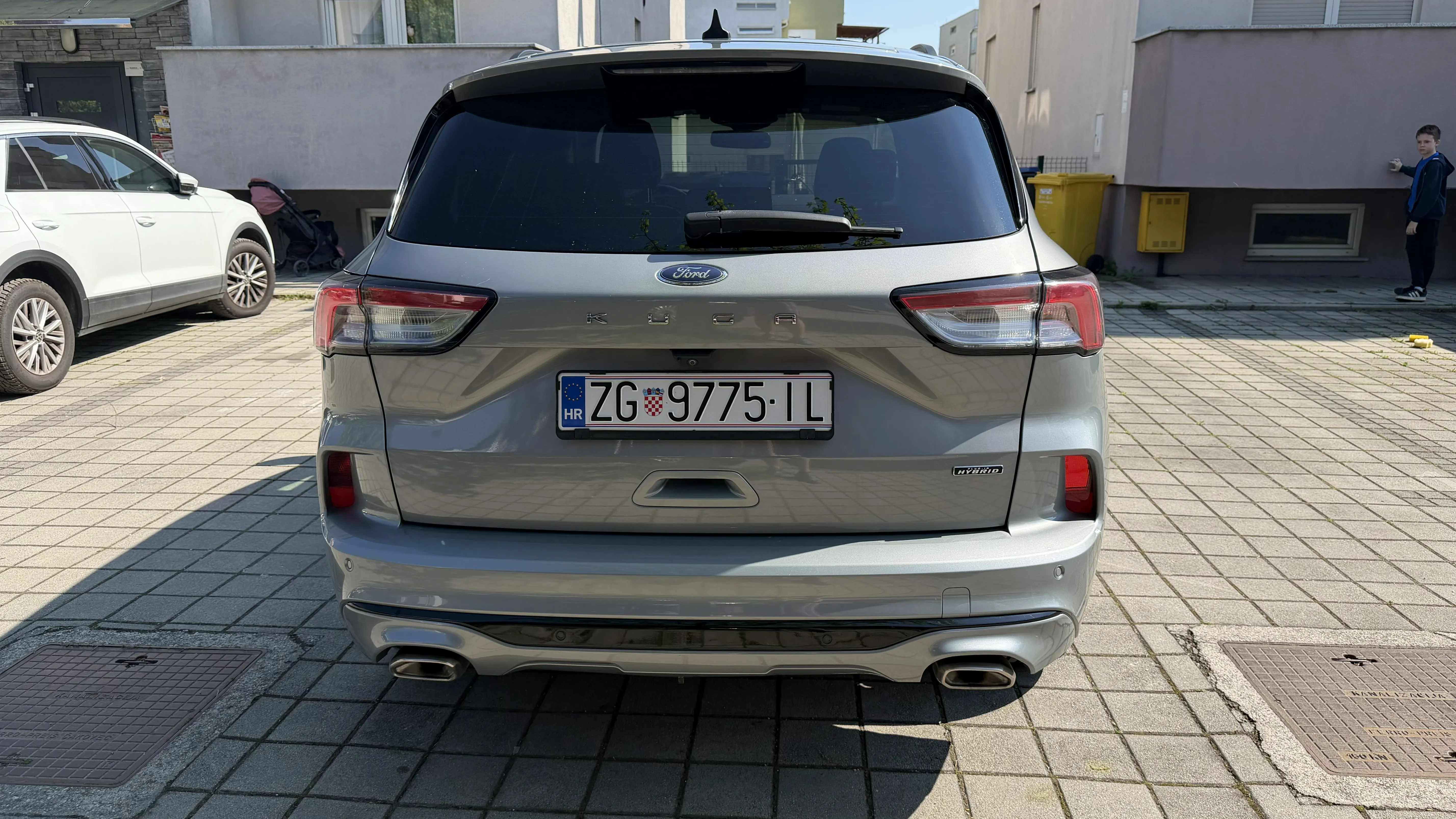 ford kuga 2,5 phev; st-line x oprema. 11/2021 (još uvijek u garanciji) - slika 8