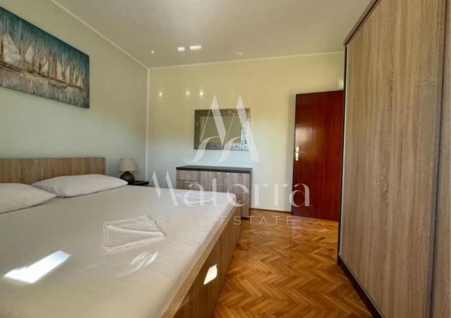 murter, 2-soban stan - 76,98 m2 sa terasom, parking, 400m od centra - slika 10