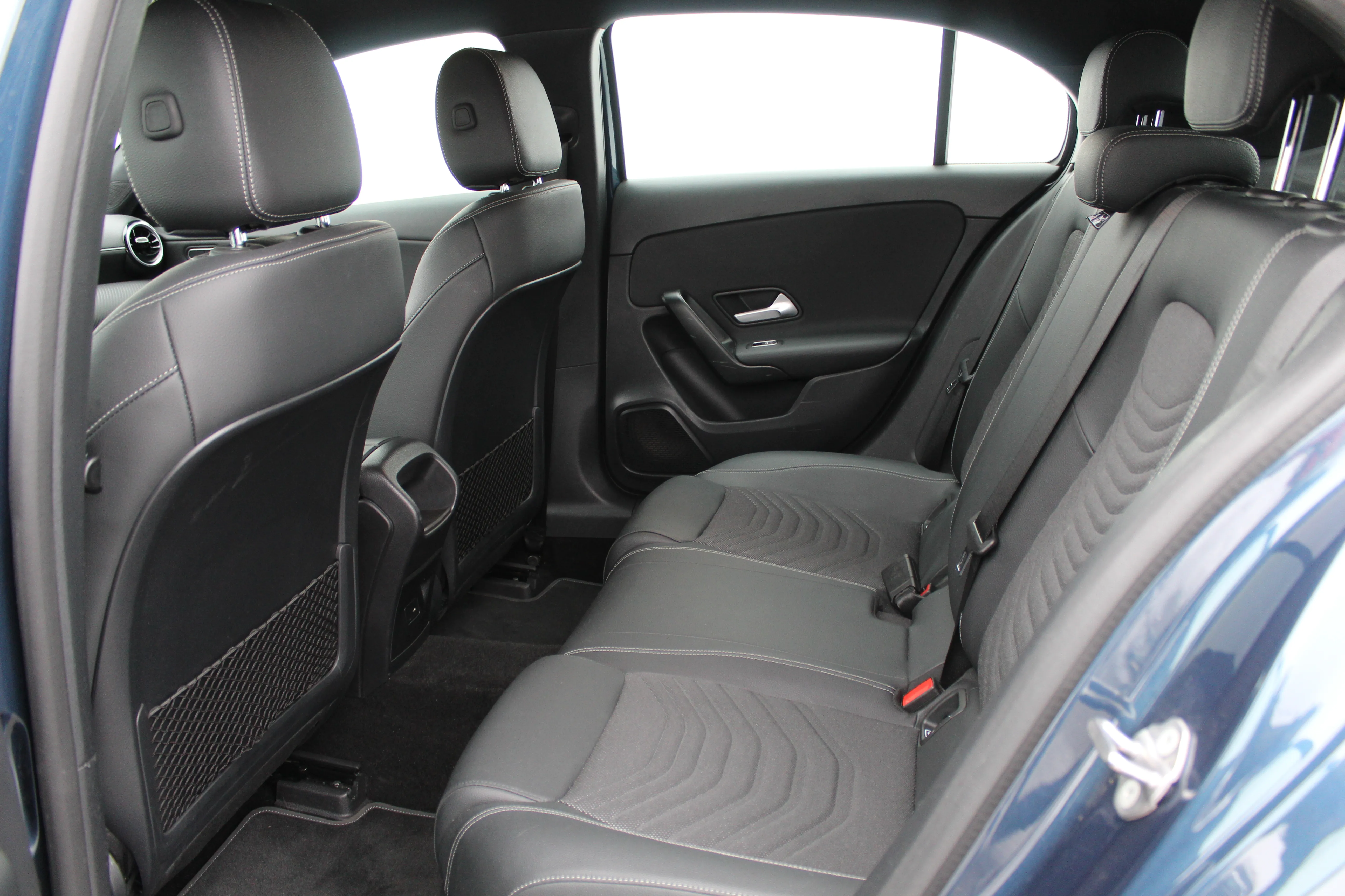 12980 mercedes-benz a 180 d - slika 10