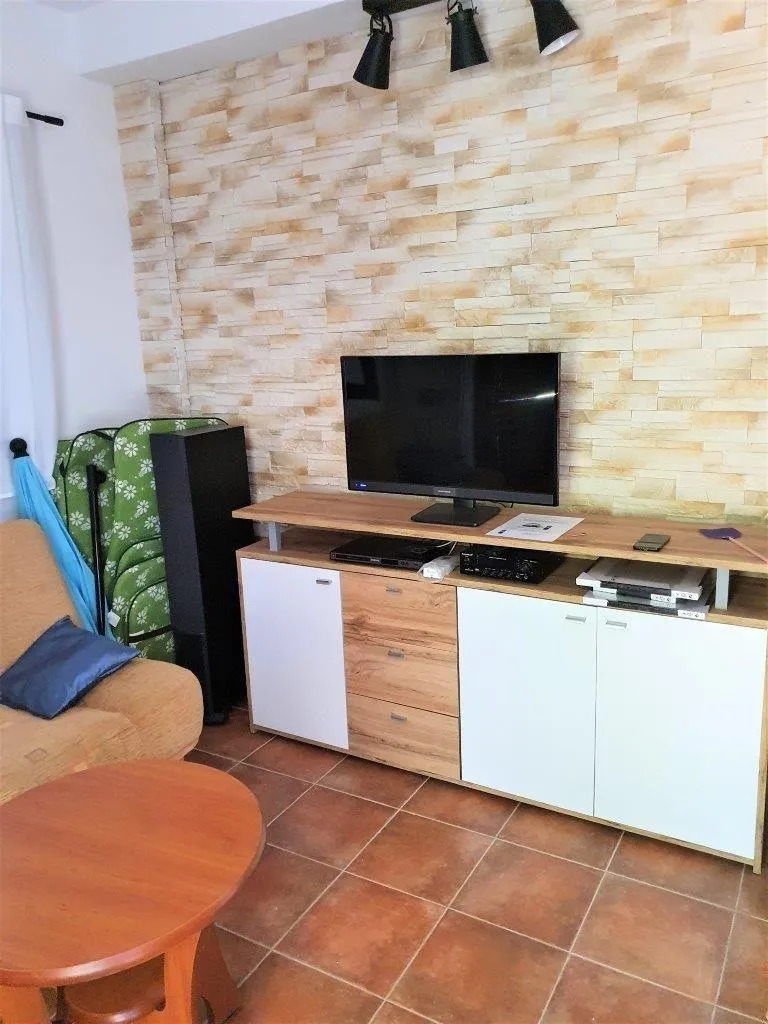 poreč-kuća sa tri stana na prodaji (prodaja) - slika 8