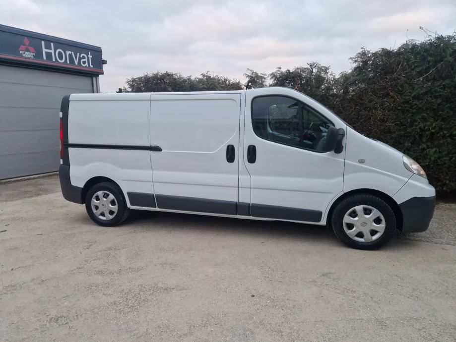 Renault Trafic 2.0 Dci Produžen Klima Pocinčan Kartice Do 36 Mj - Hrvatski Leskovac, Zagreb
