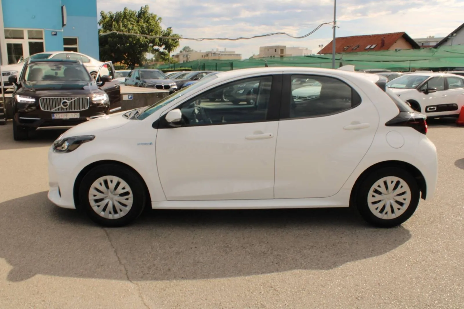toyot yaris 1.5 hybrid automatik *kamera* - slika 8