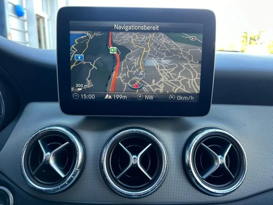 mercedes-benz cla200d - 130000km - led - navi - garancija - reg1god !! - slika 13