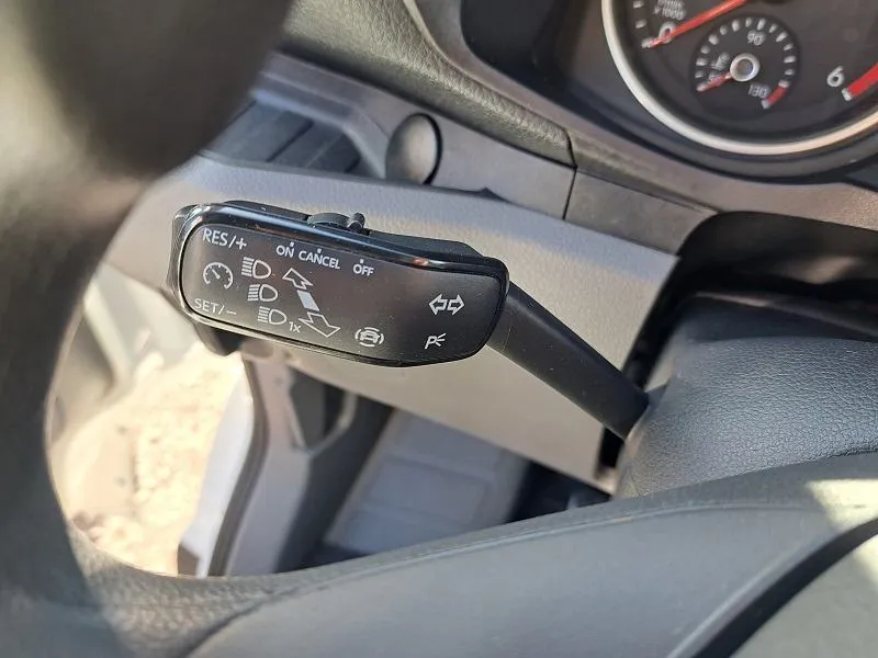 volkswagen crafter 2.0 tdi*177ks*klima*navigacija*kuka za vuču* - slika 17