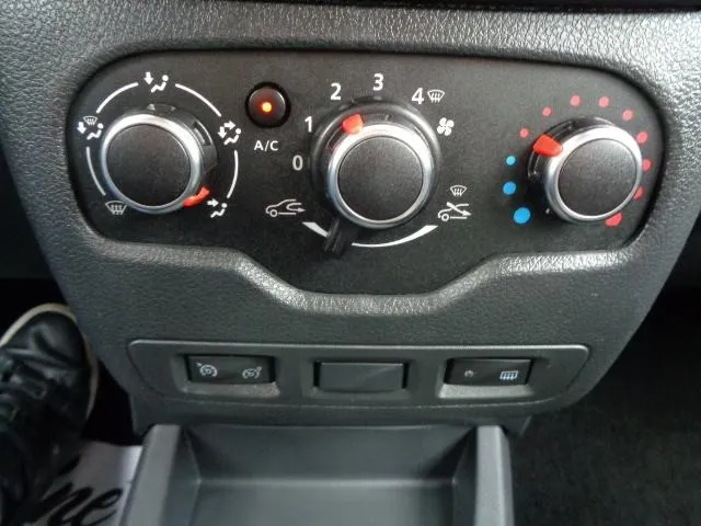 dacia lodgy stepway 1.5 blue dci:pdc;kamera;grijanje sjedal;tempomat - slika 17