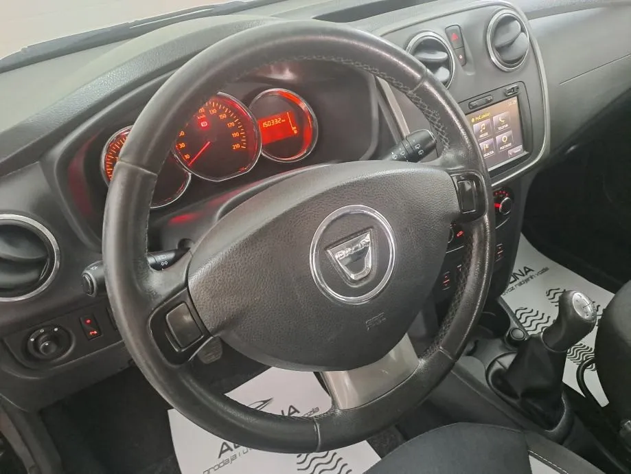 dacia sandero 1.5 dci stepway*jamstvo*navi,park.senzori,servisna - slika 11