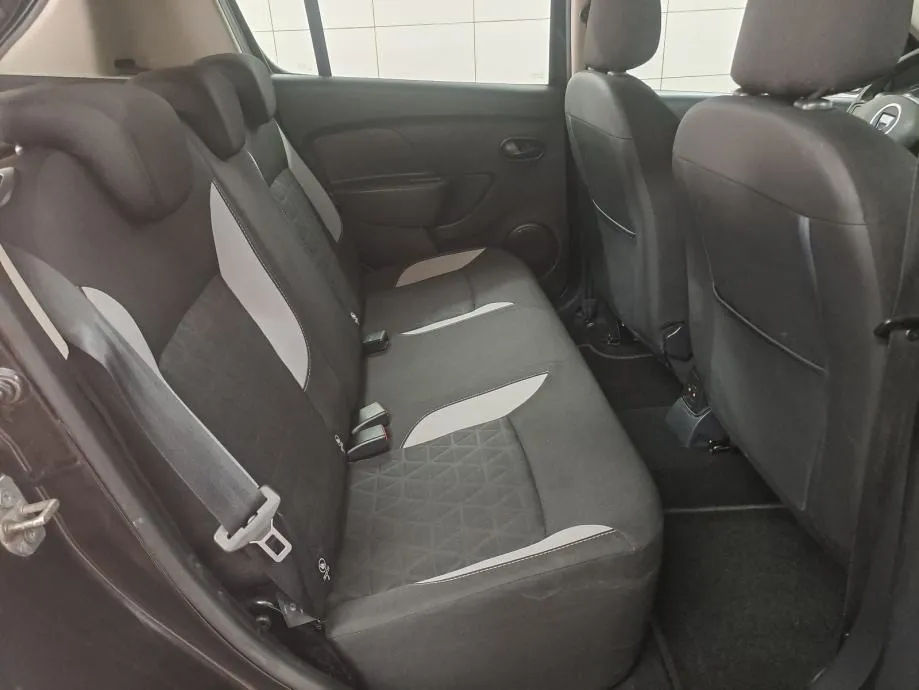 dacia sandero 1.5 dci stepway*jamstvo*navi,park.senzori,servisna - slika 15