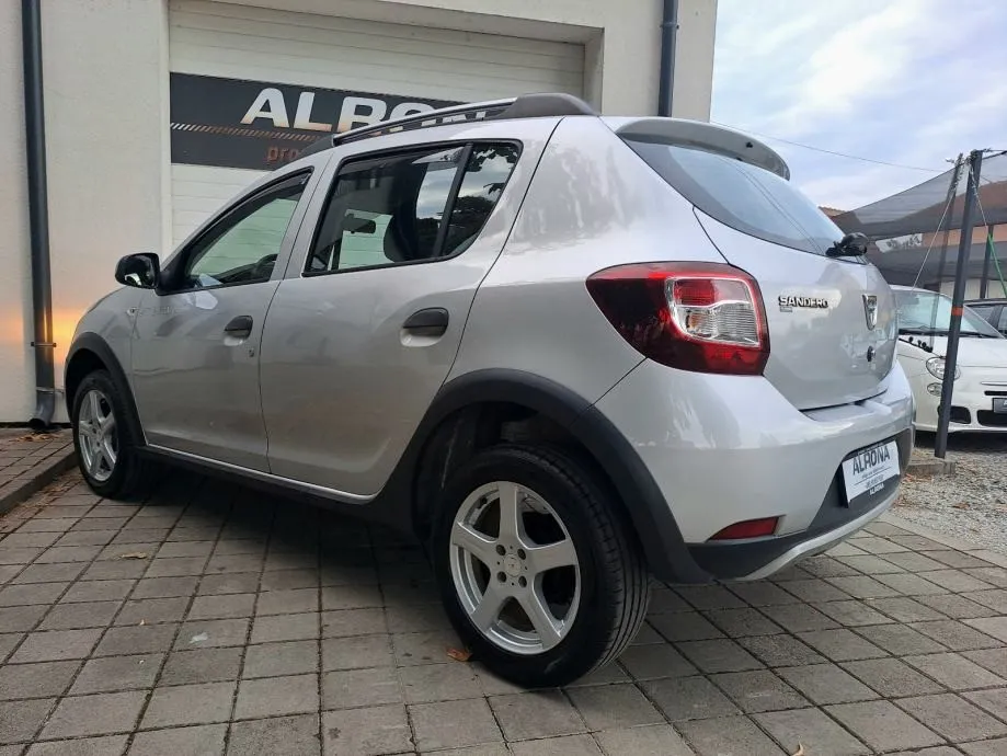 dacia sandero stepway 1.5 dci*jamstvo*navi,alu,i. vlasnik,servisna... - slika 7